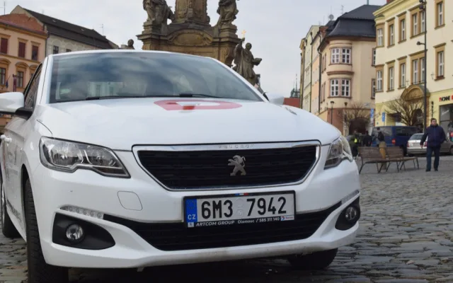 SOUTĚŽ: Čím jezdí Olomoucká Drbna? Vyfoťte nás v ulicích a vyhrajte auto na víkend