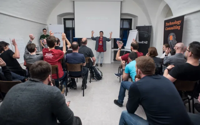 Ve Vaultu 42 se konal první Startup Weekend Olomouc, vítězem je projekt Triko, které vám zachrání život