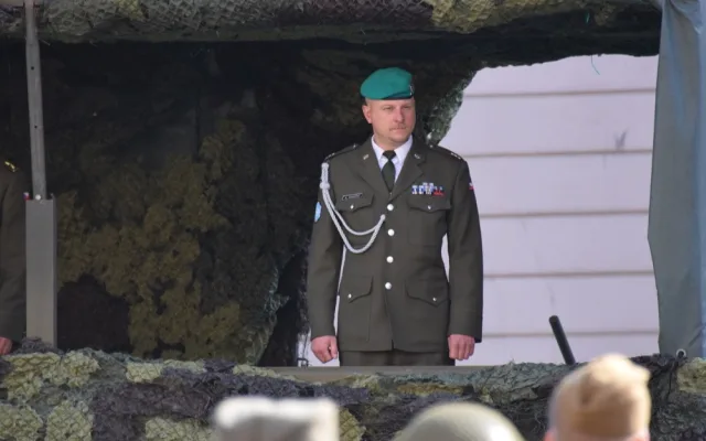 FOTO: Na Horním náměstí se to hemžilo vojáky, probíhal Den ozbrojených sil