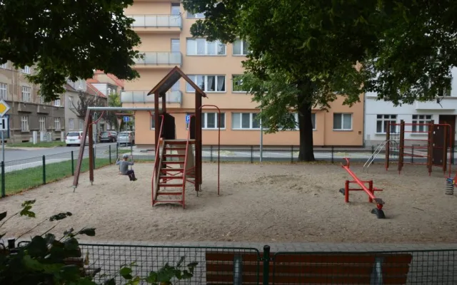 FOTO: Město Prostějov nechalo opravit náměstí Spojenců, investovalo 26 milionů korun