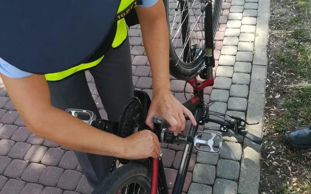 FOTO: Policisté kontrolovali, zda cyklisté nejezdí na kradených kolech