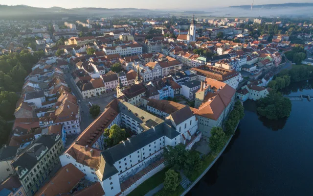 Jižní Čechy můžete projet i na elektrokole. Síť půjčoven se opět rozšířila
