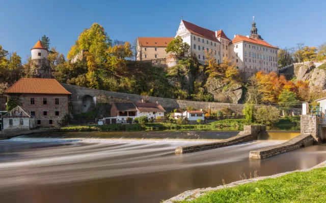Jižní Čechy můžete projet i na elektrokole. Síť půjčoven se opět rozšířila