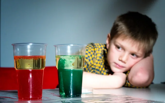 Máte doma zvídavé děti? Přihlaste je na vědecké kroužky a dětskou univerzitu Pevnosti poznání