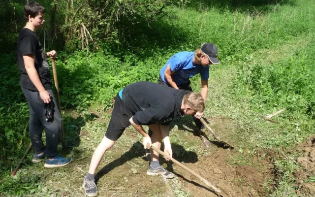 Skauti z Česka, Polska a Kanady se opět vypraví na zvelebování okolí Staré vody na Libavé