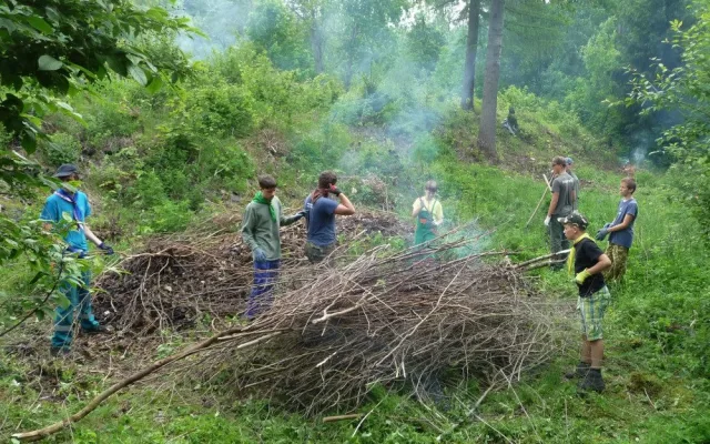 Skauti z Česka, Polska a Kanady se opět vypraví na zvelebování okolí Staré vody na Libavé