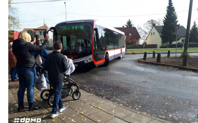 První olomoucký elektrobus vyjel do provozu, obsluhuje linku 14