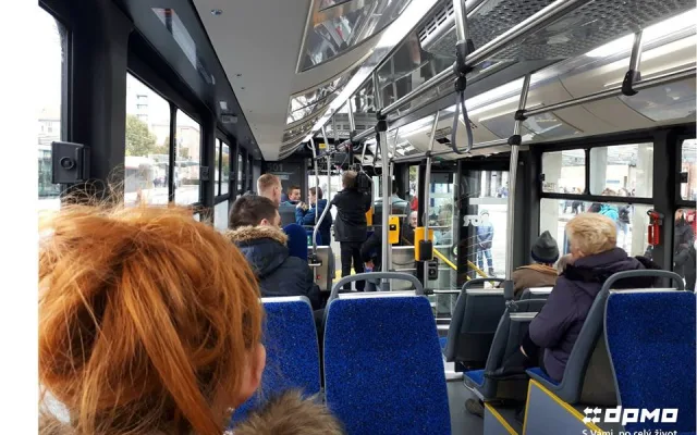 První olomoucký elektrobus vyjel do provozu, obsluhuje linku 14