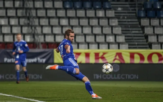 FOTOGALERIE: Sigma dostala doma naloženo od Mladé Boleslavi 0:4, Komličenko dal hattrick