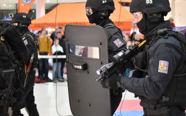 FOTO/VIDEO: Policie, hasiči i záchranáři v Šantovce. Druhý víkend Hrdinů regionu se blíží