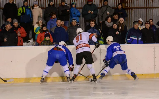 Winter Classic nechyběly góly ani bitka. Olomouc porazila Bratislavu 3:2 po prodloužení