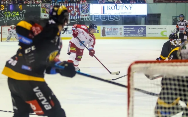 FOTOGALERIE: Moře nepomohly ani dva góly Ostřížka, s Litvínovem padla smolně v prodloužení 4:5