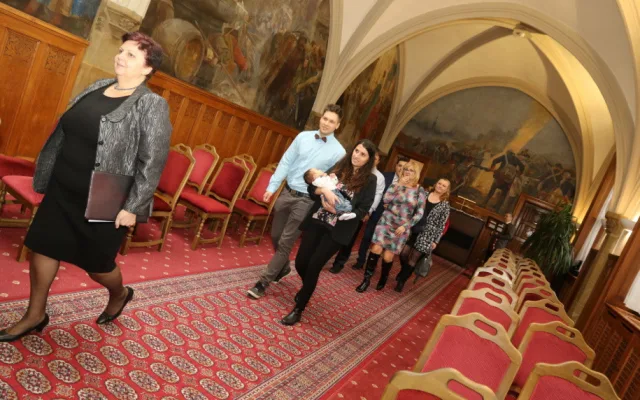 FOTO: Na radnici vítali prvního Olomoučánka letošního roku