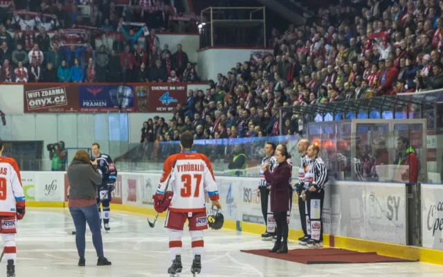 FOTO/VIDEO: Aleš Jergl je král! Gólem v prodloužení proti Plzni posunul Moru blíže k postupu v play-off