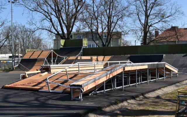FOTO: Prostějovský skatepark prochází modernizací. Hotovo bude v květnu