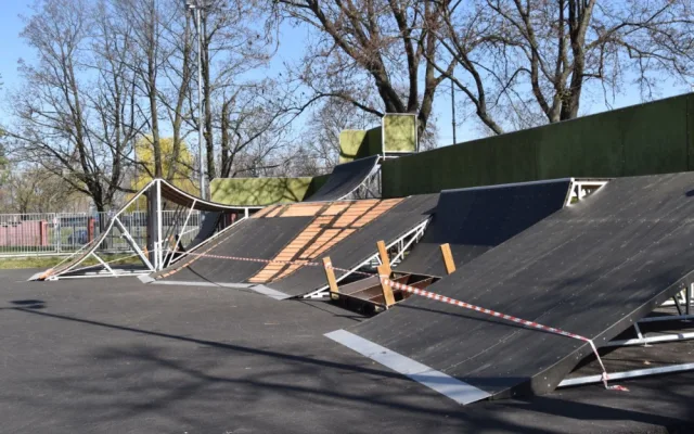 FOTO: Prostějovský skatepark prochází modernizací. Hotovo bude v květnu