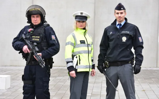 FOTO/VIDEO: Policie nabízí volná služební místa v celém Olomouckém kraji