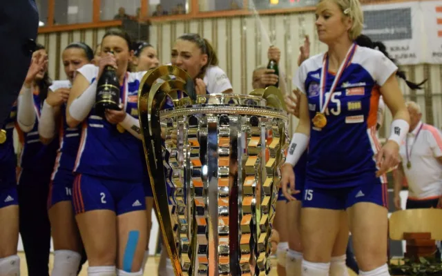 FOTOGALERIE/VIDEO: Volejbalistky Olomouce usedly po 23 letech na ligový trůn