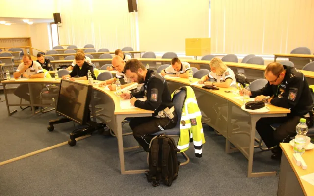 FOTO: Policisté v Olomouci soutěžili o titul Regulovčík 2019. Řídili provoz u Envelopy