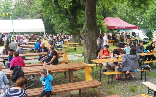 FOTOGALERIE: Jadrošův den byl ve znamení dobré muziky a pivních soutěží