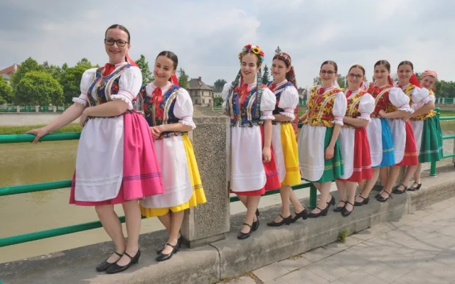 FOTO: O víkendu opět roztančila Přerov folklorní slavnost