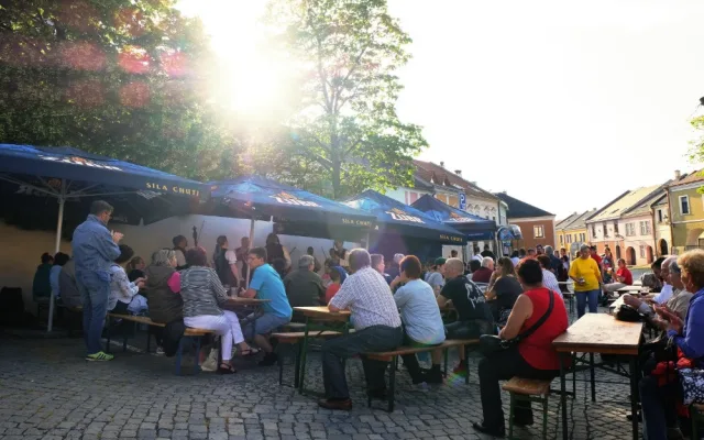 FOTO: O víkendu opět roztančila Přerov folklorní slavnost