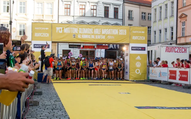 FOTOGALERIE: Podívejte se na fotky z desátého ročníku olomouckého půlmaratonu