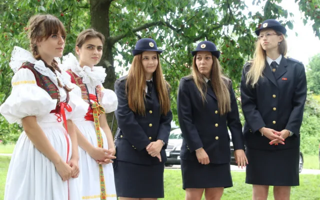 FOTO: Hasiči ve Chválkovicích mají novou zbrojnici. Stála patnáct milionů