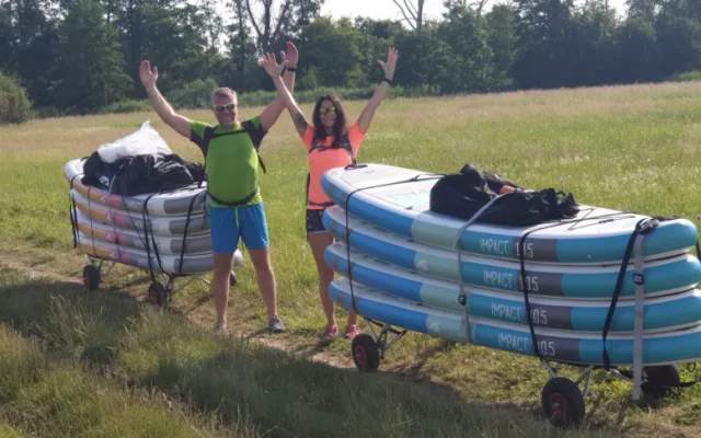FOTO: Na Poděbradech se cvičí Paddle Yoga, zábavným způsobem procvičíte celé tělo