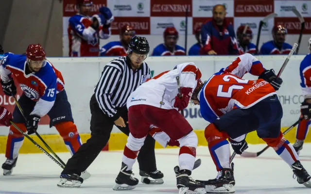 FOTOGALERIE: Olomoučtí hokejisté na úvod přípravy prohráli s kazašským Kokšetau 2:3 po nájezdech
