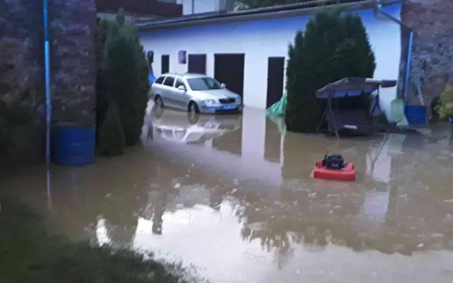 FOTO: Silné bouřky zaměstnaly hasiče na Přerovsku a Prostějovsku, vyjížděli čtyřicetkrát