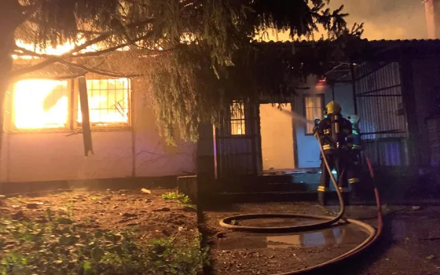 FOTO/VIDEO: Požár na Černé cestě v Olomouci způsobil škodu za tři miliony. Policie evakuovala třicet osob