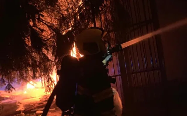 FOTO/VIDEO: Požár na Černé cestě v Olomouci způsobil škodu za tři miliony. Policie evakuovala třicet osob