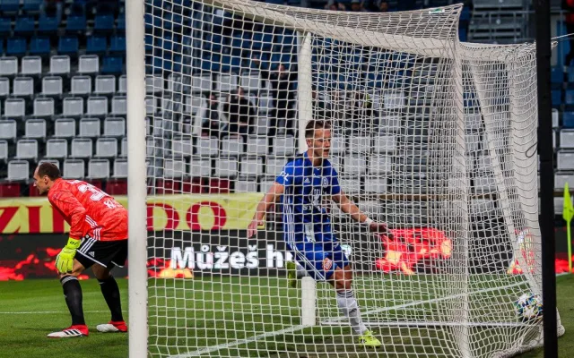 FOTOGALERIE: Sigma doma poprvé prohrála. Hanáky porazili ligoví nováčci z Českých Budějovic