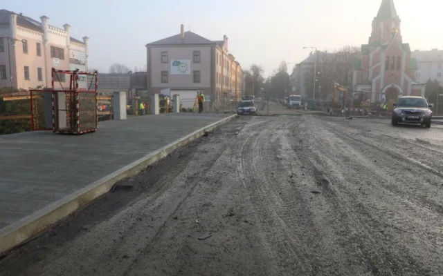 FOTO: Most v Komenského ulici se otevře 18. prosince. Podívejte se, jak vypadá