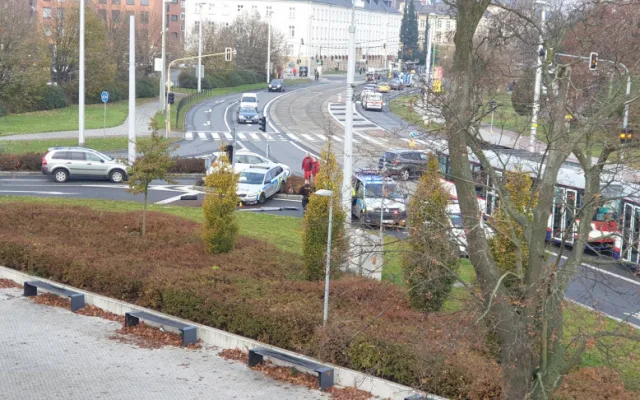 AKTUÁLNĚ: Policisté, kteří bourali u Šantovky, mířili k zásahu. Tam však nedojeli