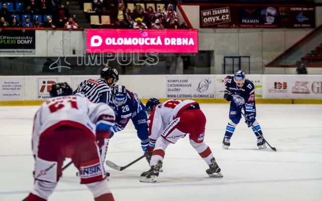 FOTOGALERIE:  Liberec skolil na domácím ledě Moru gólem v poslední minutě