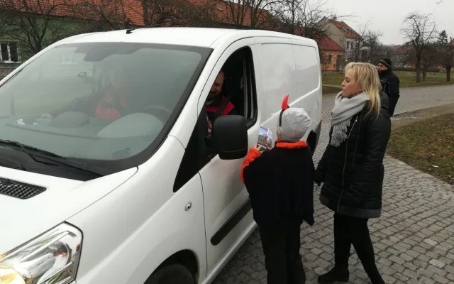 Děti ve Smržicích pomáhaly policistům s kontrolami