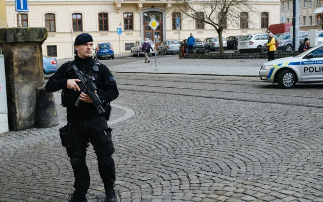 FOTO/VIDEO: Do Olomouce dorazila Keltská hlava, k vidění bude jen čtrnáct dní