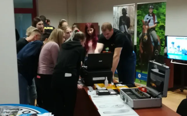 FOTO: V Přerově proběhl Projektový den s Policií ČR