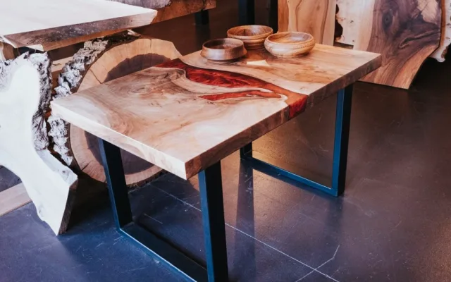 FOTO: Zažijte pravou vůni dřeva! EpoWoodShop nabízí nejen kvalitní výrobky, ale hlavně pohodové prostředí