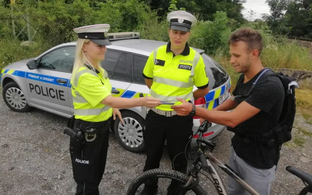 Policisté v pondělí v Olomouci zaměřili na cyklisty a cyklostezky