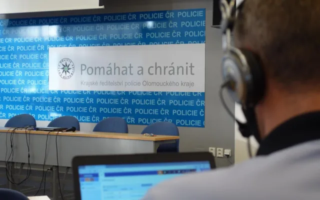 VIDEO: S trasováním pomáhají i olomoučtí policisté. Chraňte sebe i své blízké, vzkazují