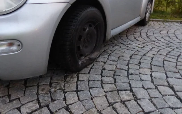 Opilý a bez řidičského průkazu nezvládl řízení v centru Jeseníku