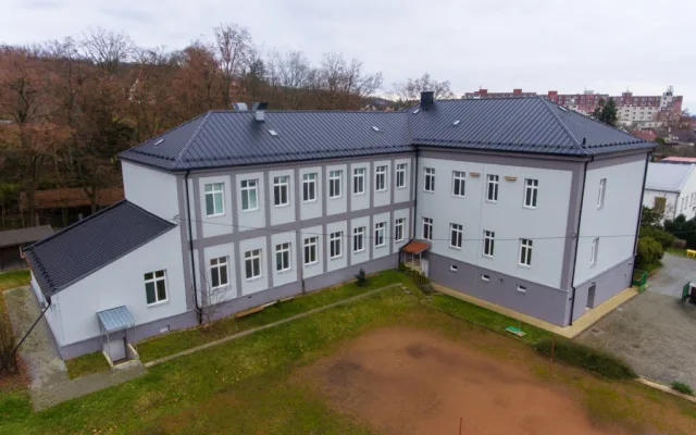 Odborná výuka, řidičské průkazy i kurzy. SOŠ lesnická a strojírenská Šternberk nabízí osm oborů