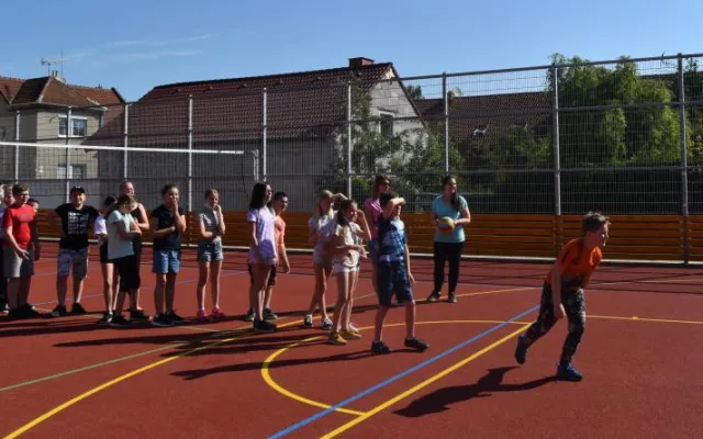 Vrahovice otevřely moderní sportovní hřiště. Přišlo na téměř tři miliony korun