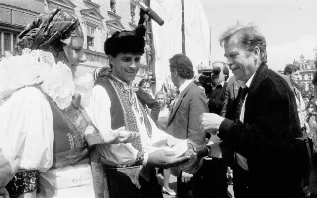 Bývalý prezident Václav Havel bude mít v Prostějově na památku svůj strom