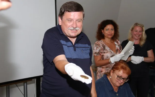 Makovice Černého kostela v Olomouci vydala dobové dokumenty a fotografie