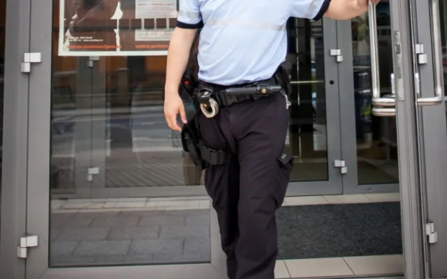 Práce u policie pro mě znamená být pořád ve střehu. Sloužím sedm let a stále se učím něčemu novému, říká oceňovaný šumperský policista Michal Cikryt