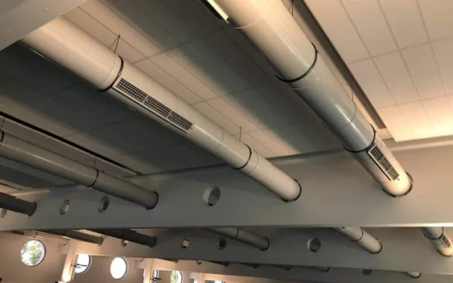 Bazén v Zábřehu má novou vzduchotechniku. Návštěvníkům už nebude zima